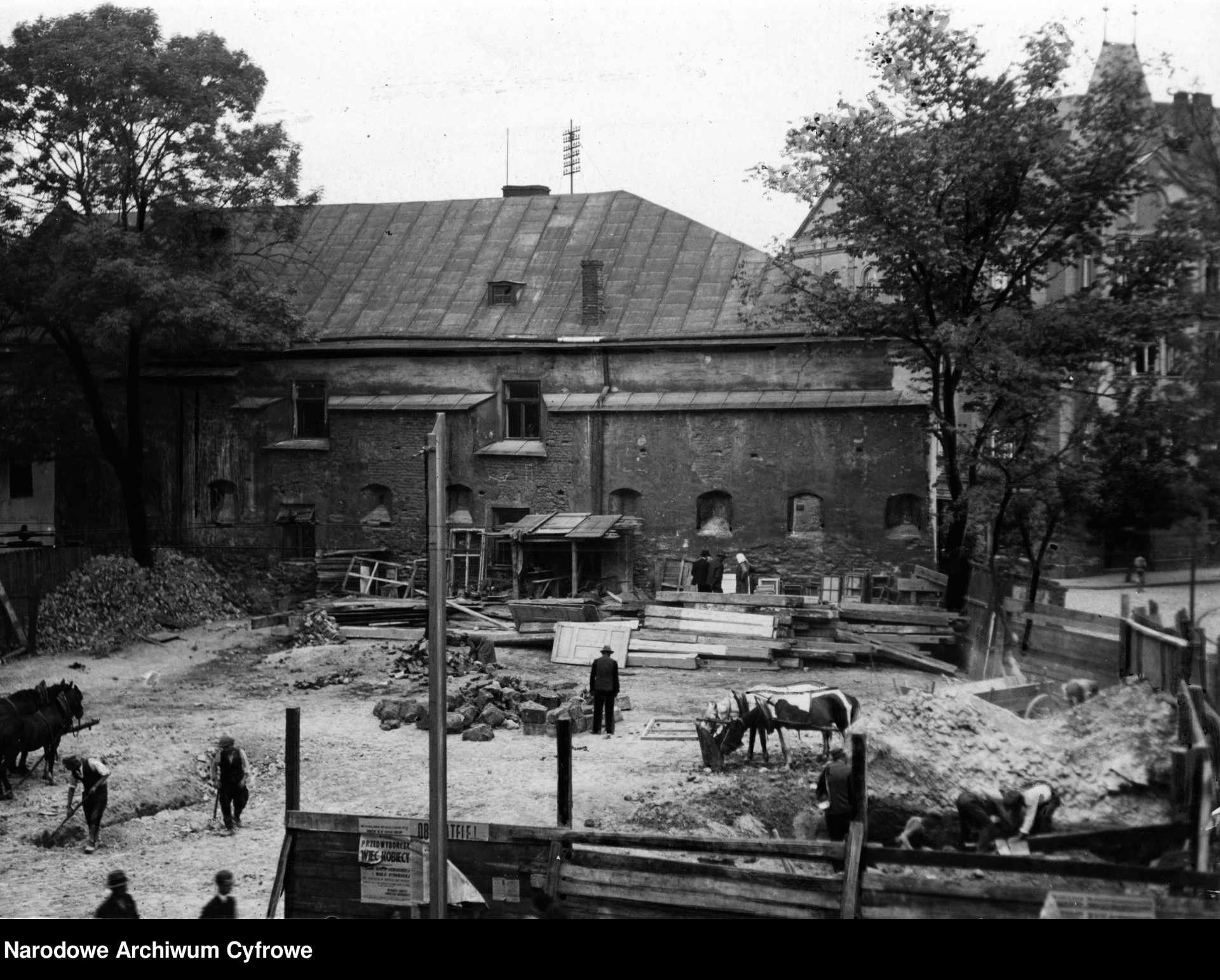 (Un)Interrupted Continuity: The Conservation Movement in Interwar Lviv