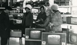 Between Heimat and Fatherland Television: Mediating the Land, Landing the Media in Soviet Ukraine, 1957-1989