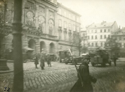 The Multiplicity of Exits from the War: the Experience of the Eastern Front Cities